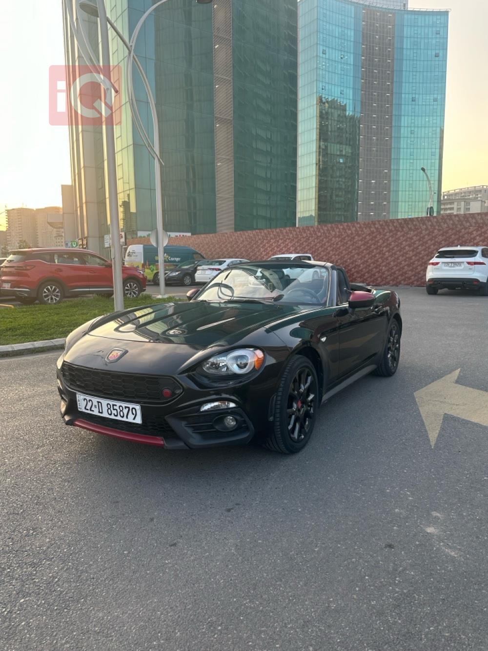 فيات 124 سبايدر